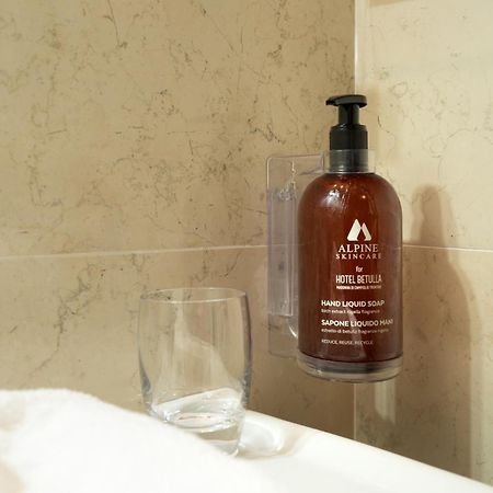 Hotel Betulla Мадона ди Кампильо Екстериор снимка