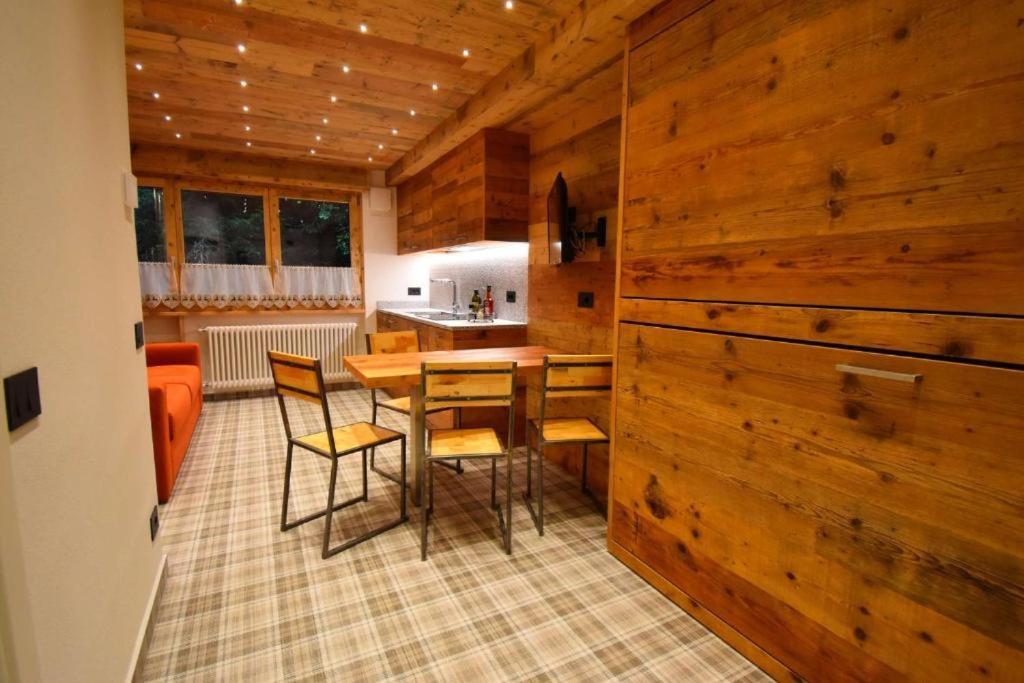 Hotel Betulla Мадона ди Кампильо Екстериор снимка
